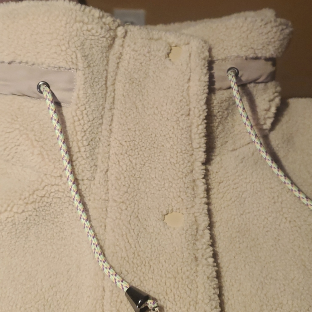 JACKET - Picture 4 of 8